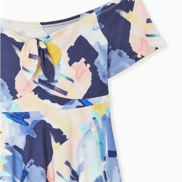 Torrid NWT Babydoll Super Soft Tie-Front Off-Shoulder Top - Picture 2 of 6